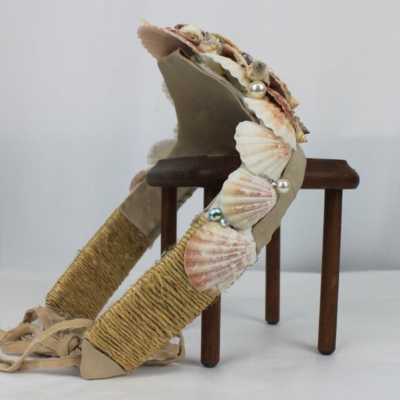 Mermaid Seashell Pearl Crown with Ties Handcrafted main image 16